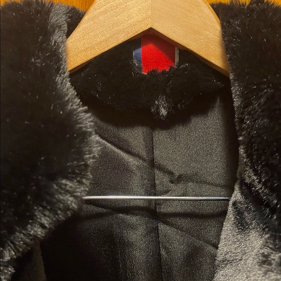 Pretty Rugged Faux Fur Jacket - Picture 5 of 10